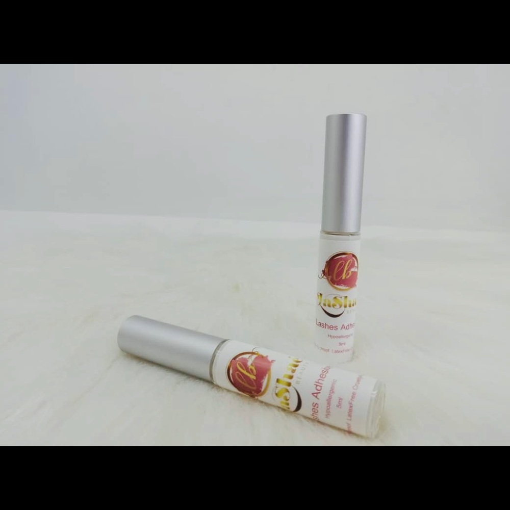 💞LaShaé Beauty Lash Adhesive💞